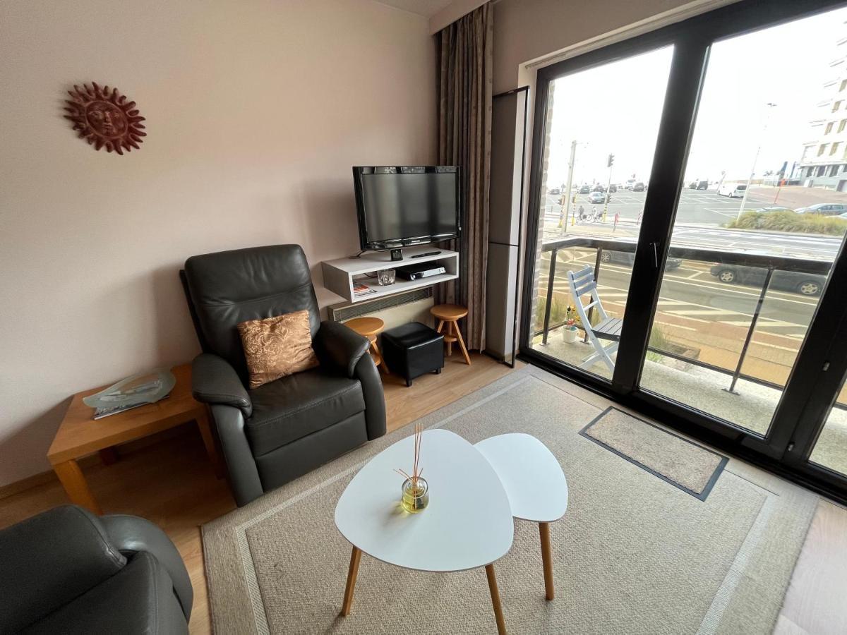 אוסטנדה Frontaal Zeezicht In Appartement De Strandjutter מראה חיצוני תמונה